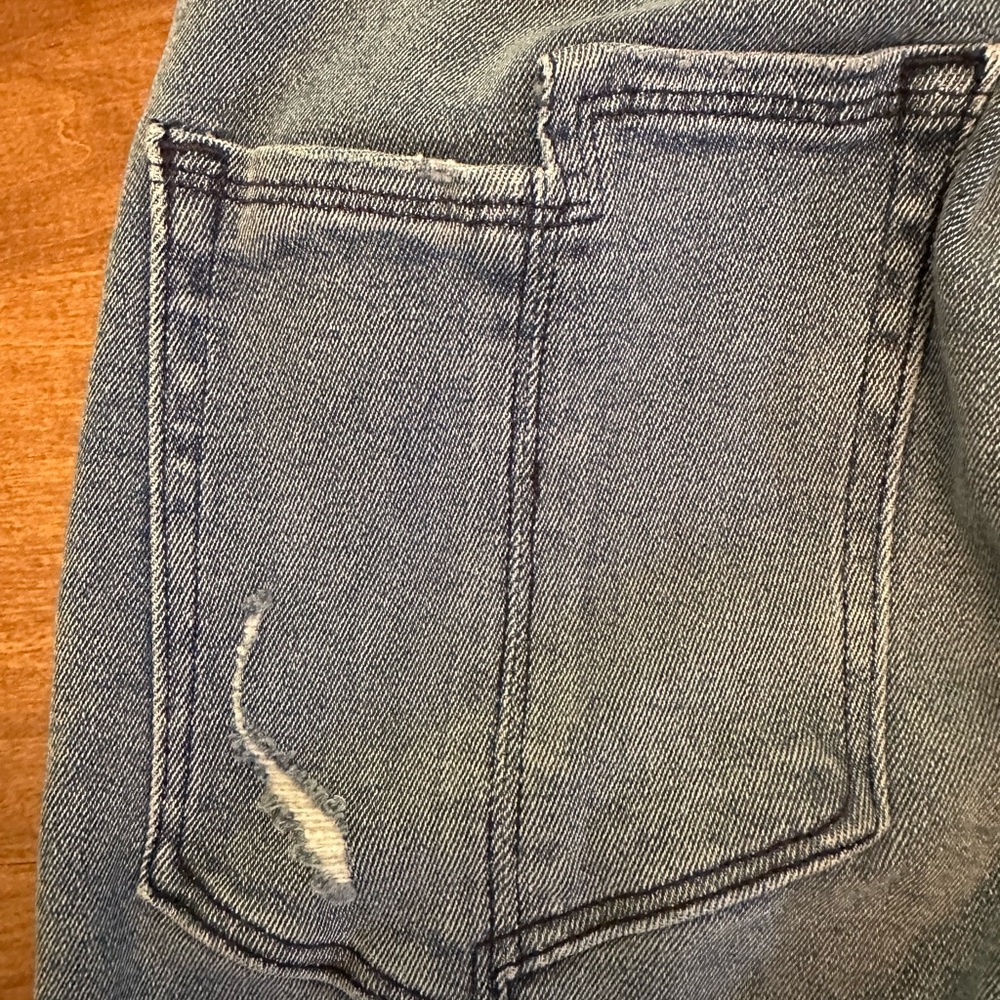 Good American Good Legs Straight Jeans size 4 - Picture 7 of 11